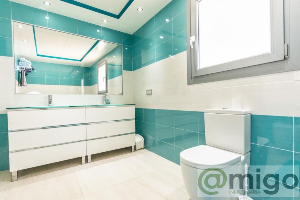 For sale of villa in Mijas Costa