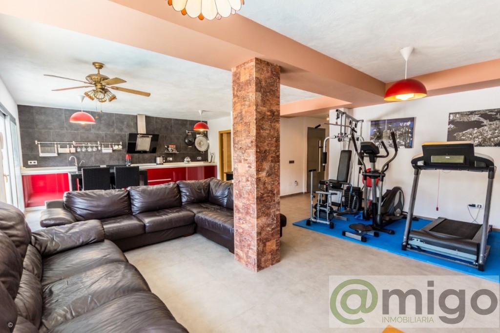 For sale of villa in Mijas Costa