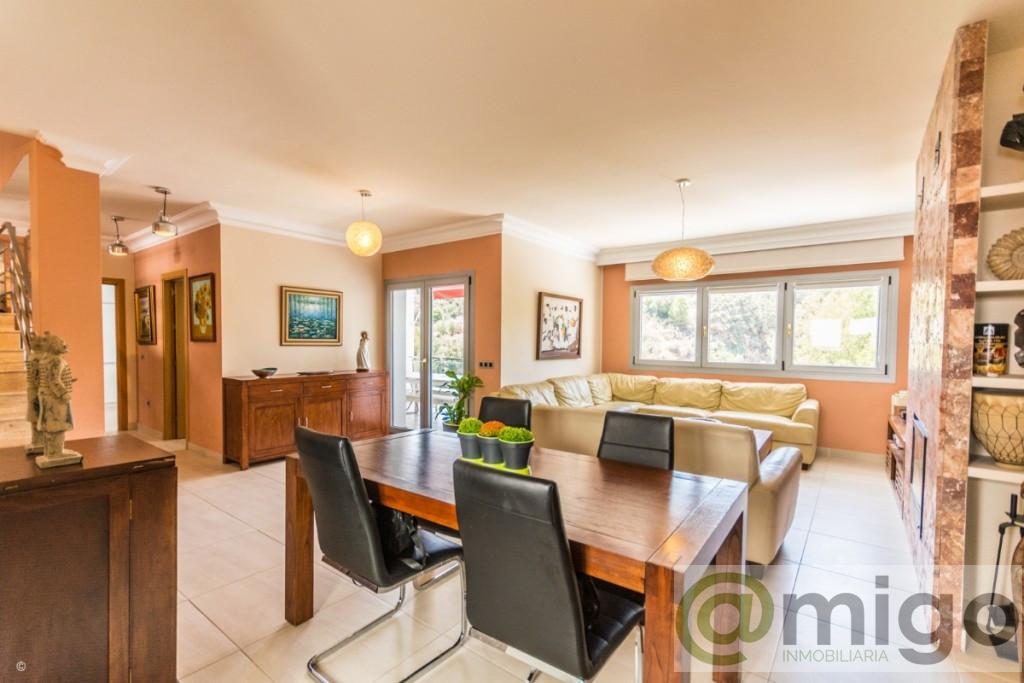 For sale of villa in Mijas Costa