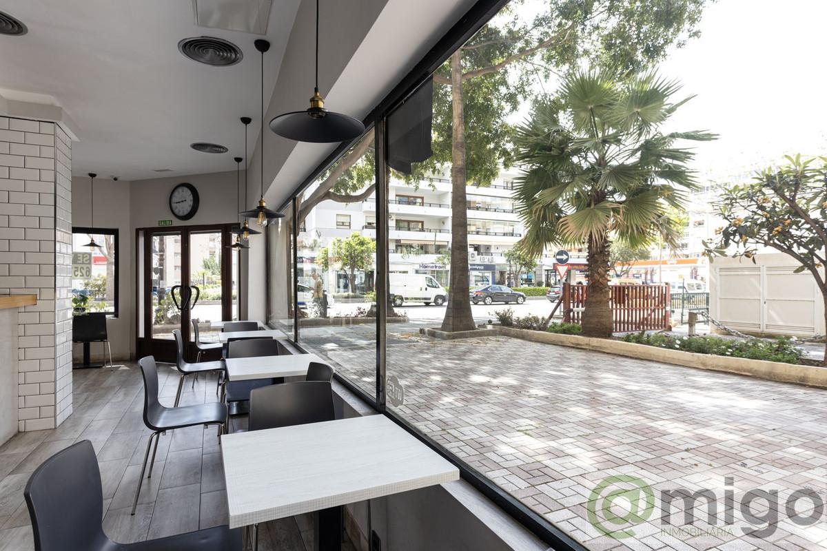 Venta de local en Marbella