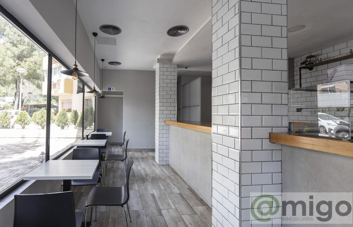 Venta de local en Marbella