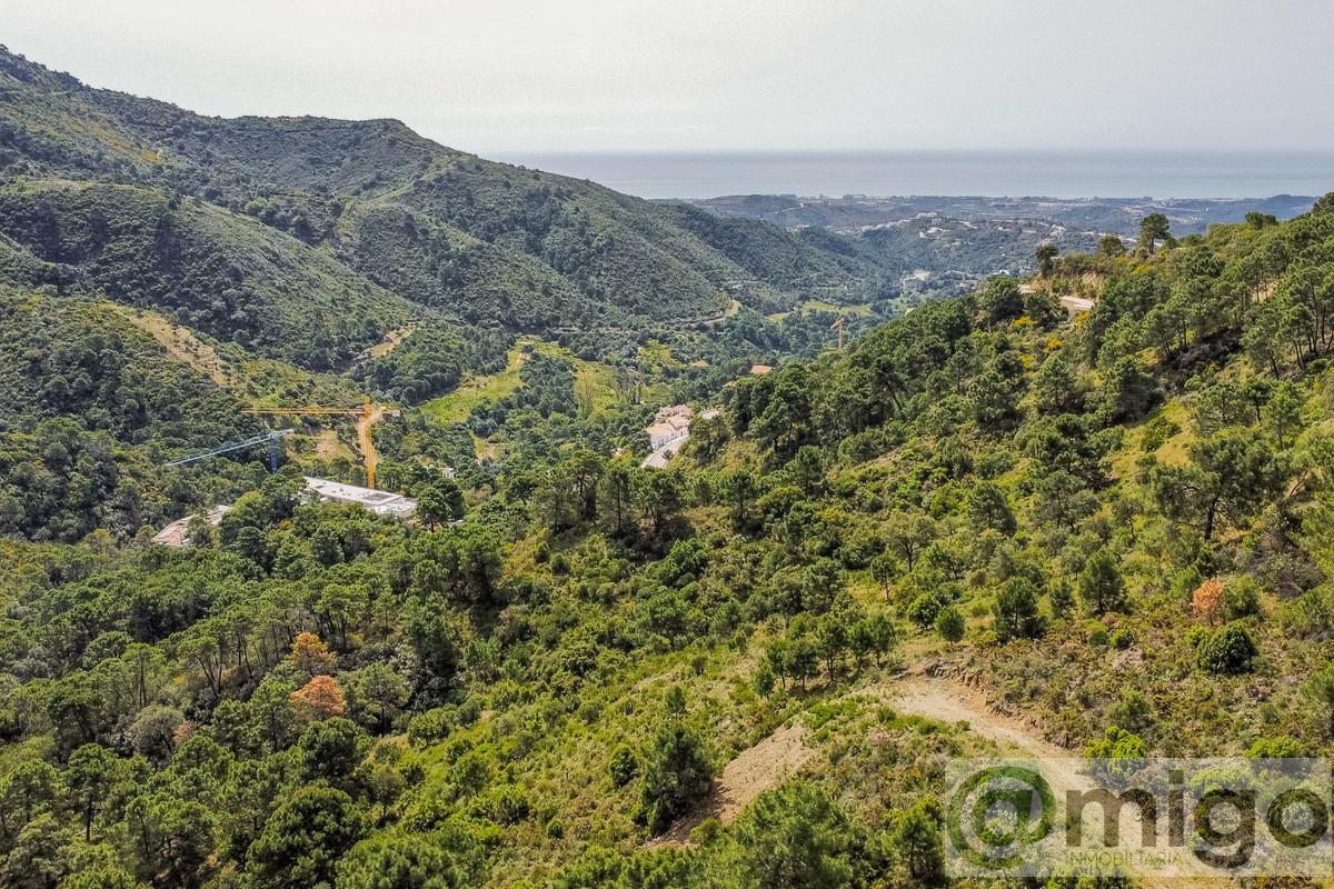 For sale of land in Marbella