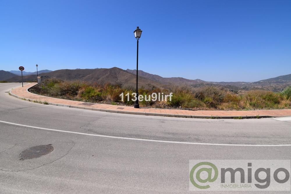 For sale of land in La Cala Golf