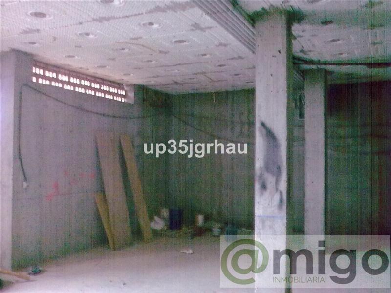 Venta de local comercial en La Duquesa