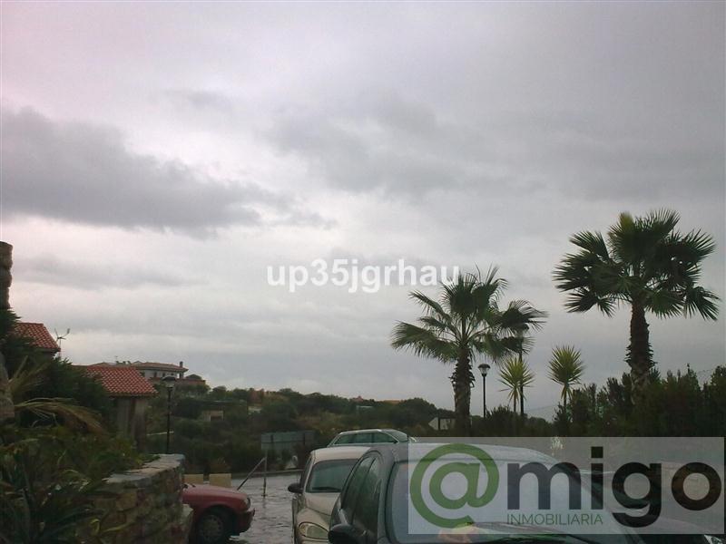 Venta de local comercial en La Duquesa