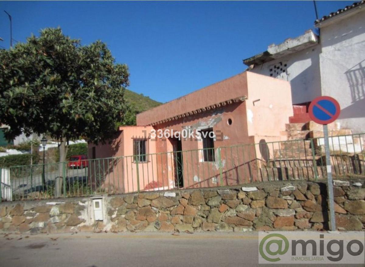 For sale of land in Marbella