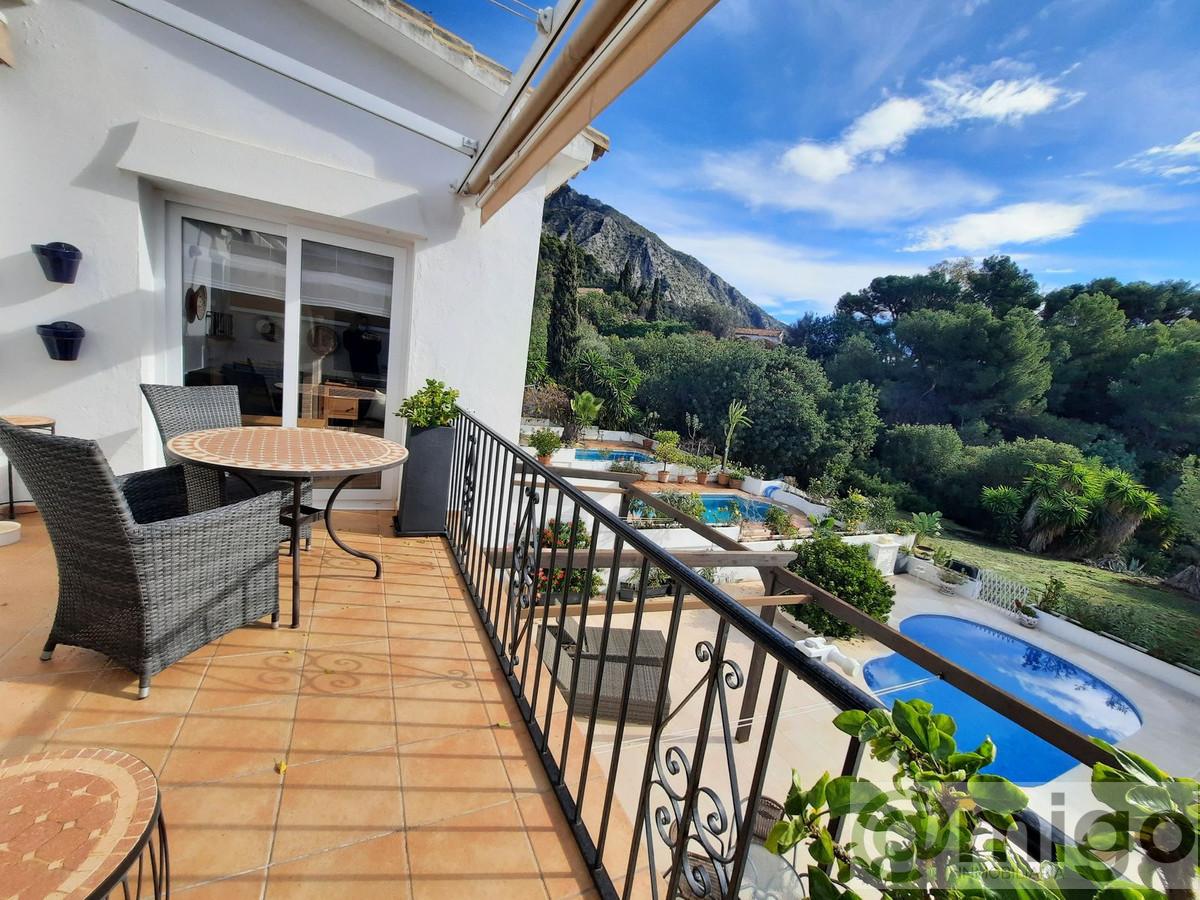 For sale of villa in Marbella