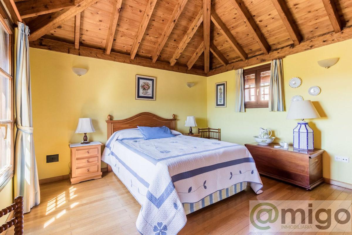 Venta de villa en Estepona