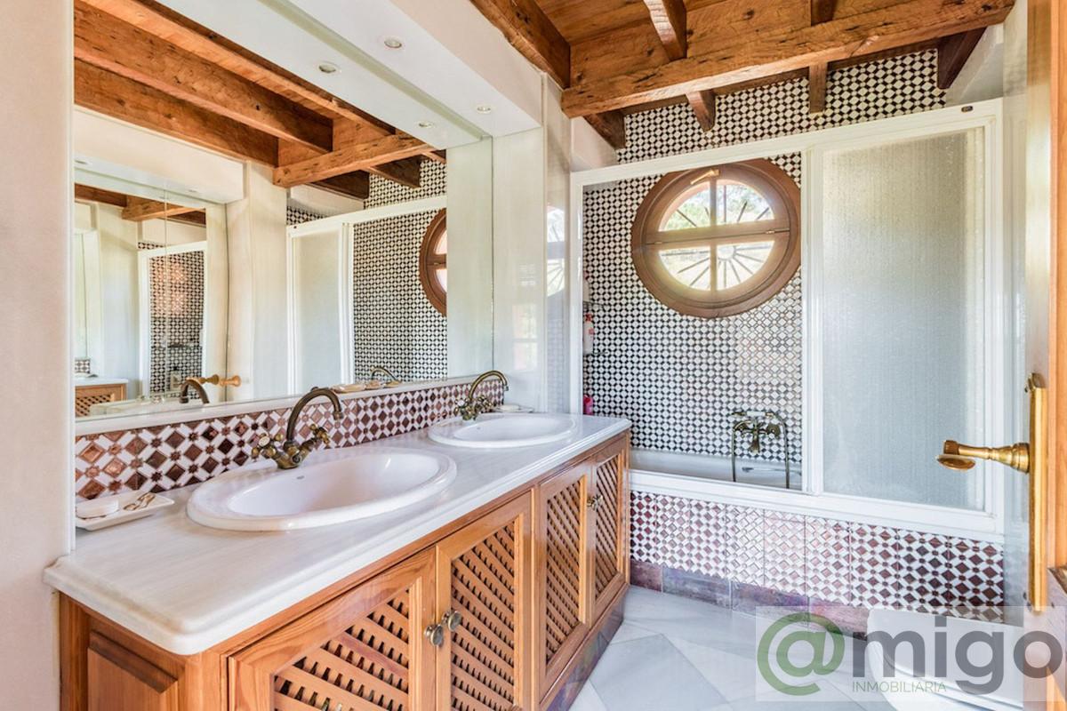 Venta de villa en Estepona