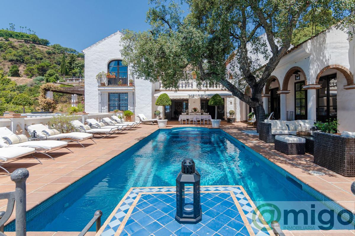 For sale of villa in Marbella