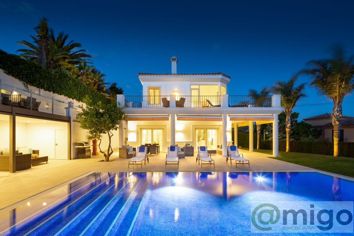 For sale of villa in Marbella