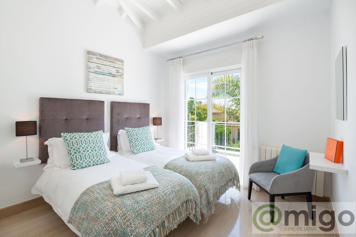 For sale of villa in Marbella