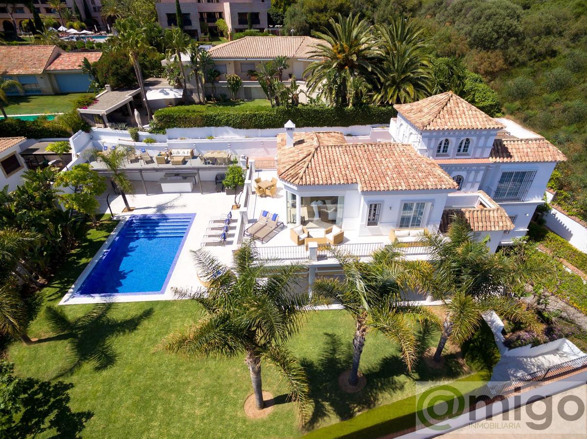 For sale of villa in Marbella