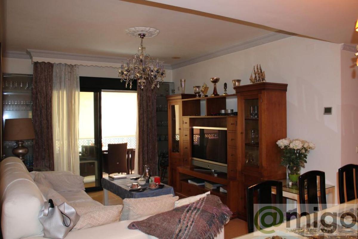 For sale of apartment in Marbella