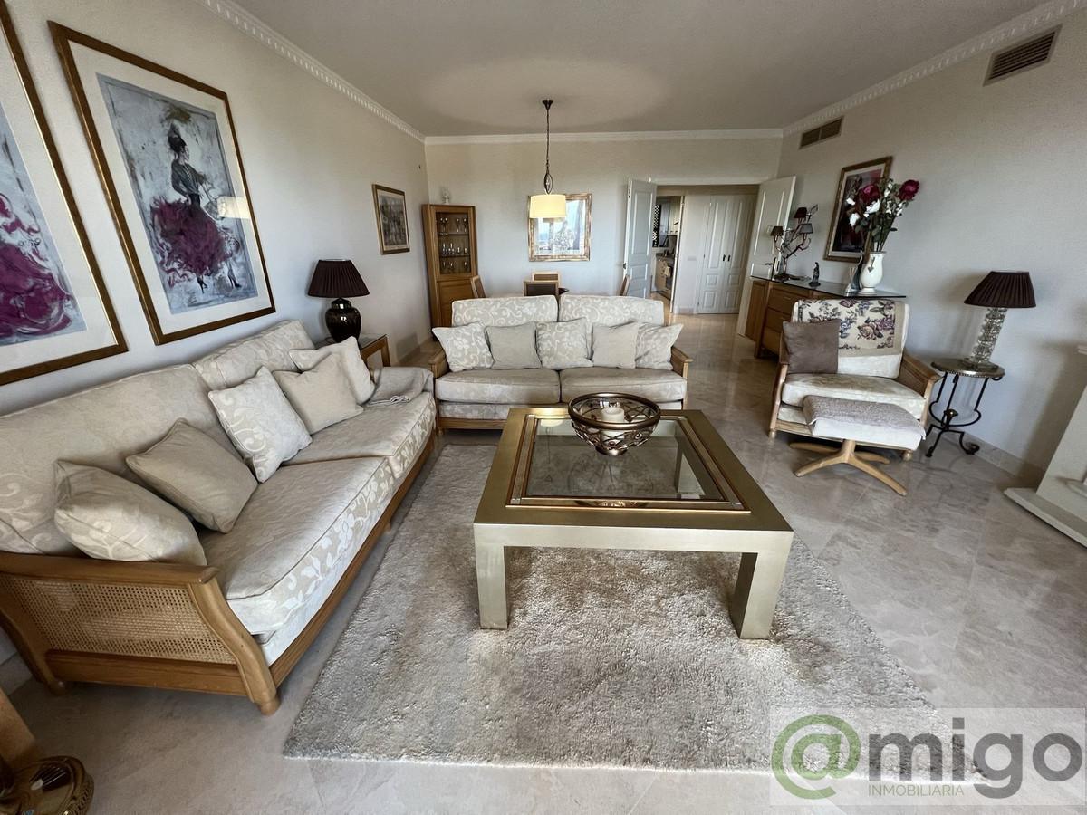 For sale of apartment in El Paraiso