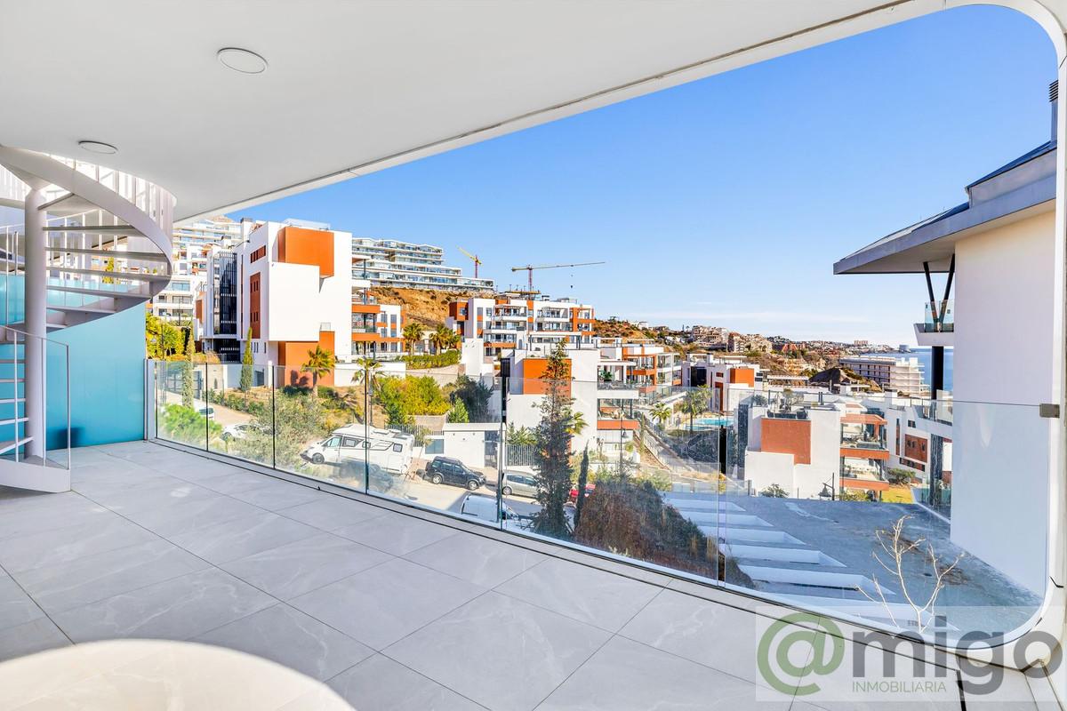 For sale of penthouse in Fuengirola