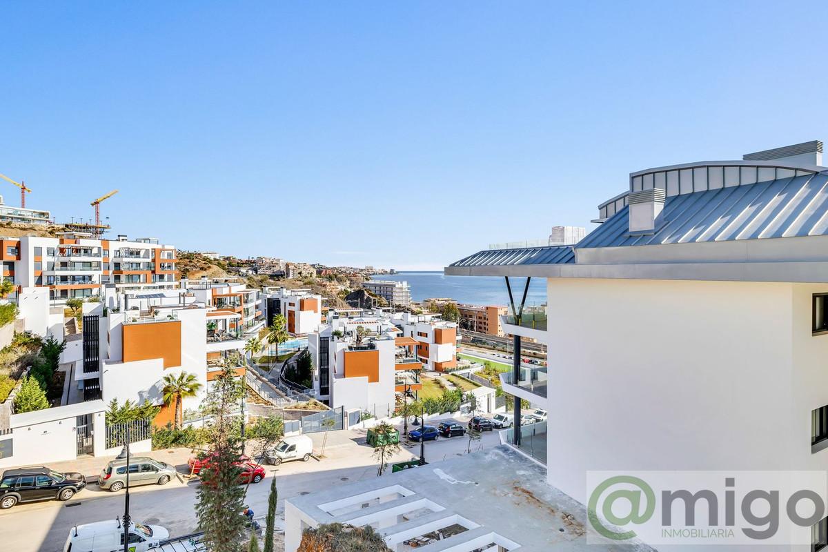 For sale of penthouse in Fuengirola