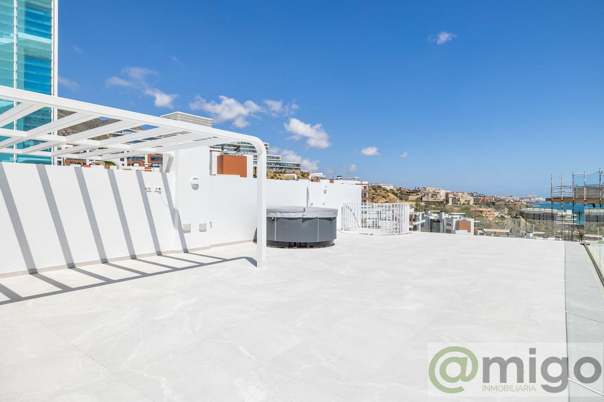 For sale of penthouse in Fuengirola