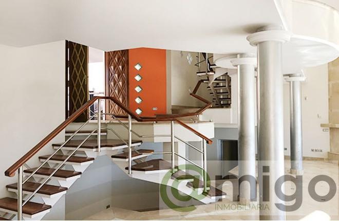 For sale of villa in Marbella
