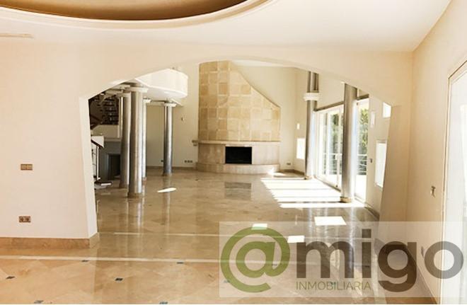 For sale of villa in Marbella