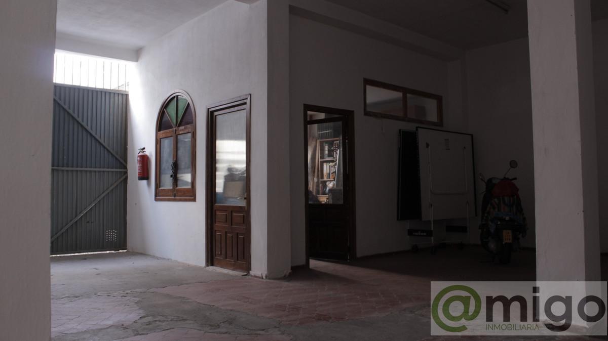 For sale of commercial in Marbella