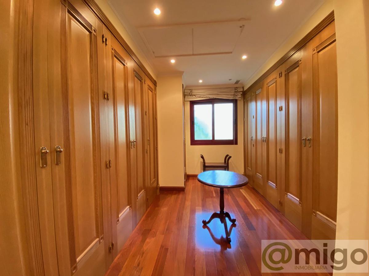 For sale of villa in Marbella