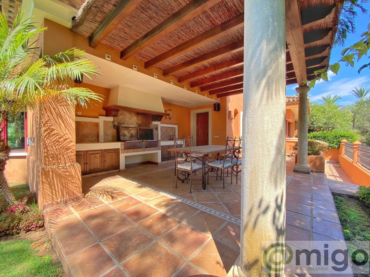 For sale of villa in Marbella