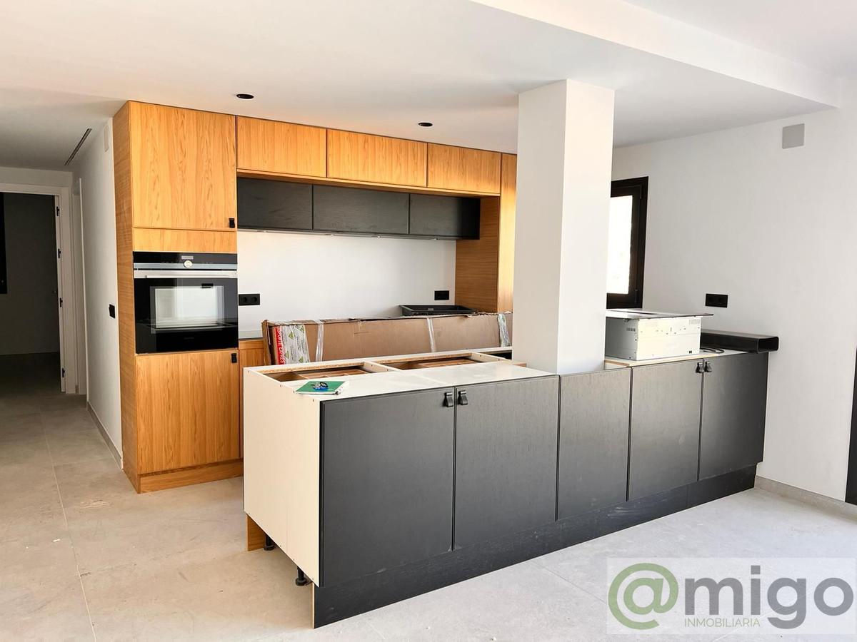 For sale of penthouse in Fuengirola