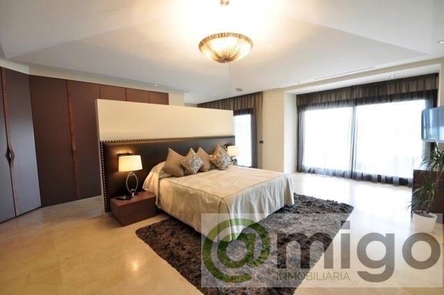 Продажа от

 Виллa на Marbella