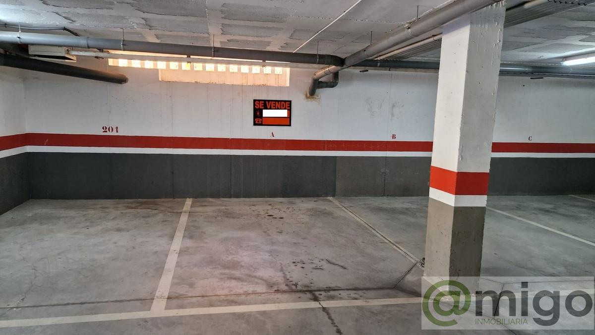 For sale of commercial in Marbella