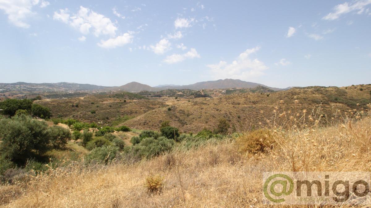 For sale of land in Mijas Costa