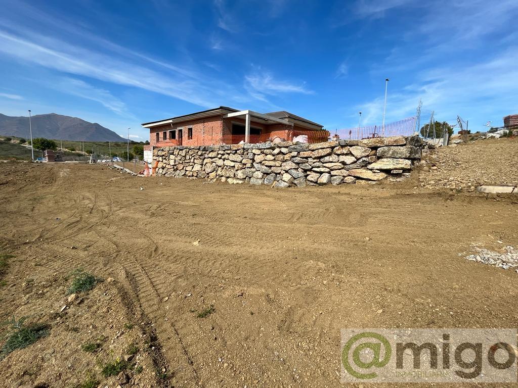 For sale of land in Casares