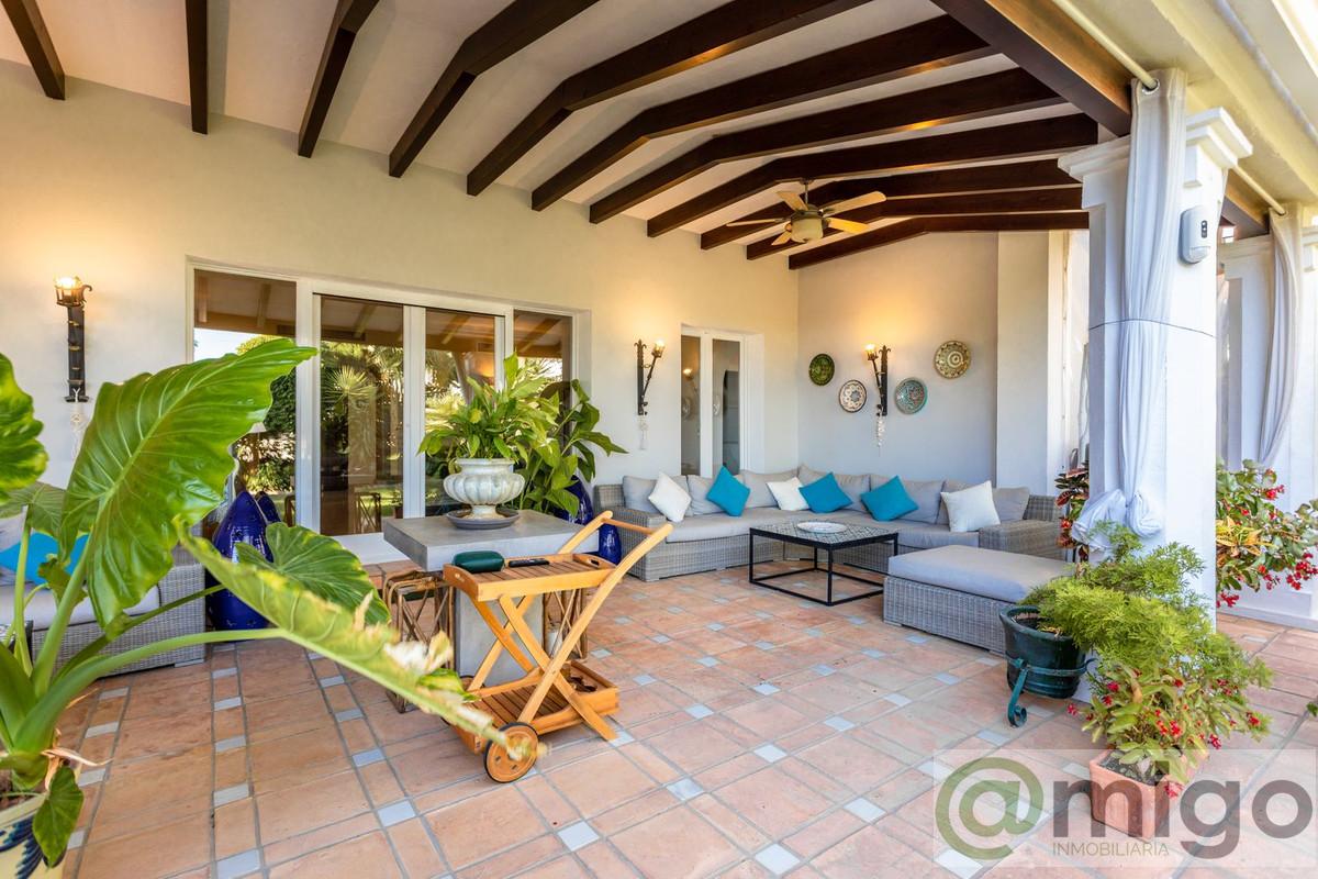 Venta de villa en El Paraiso