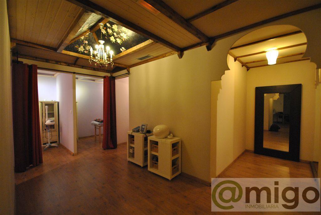 For sale of commercial in Marbella