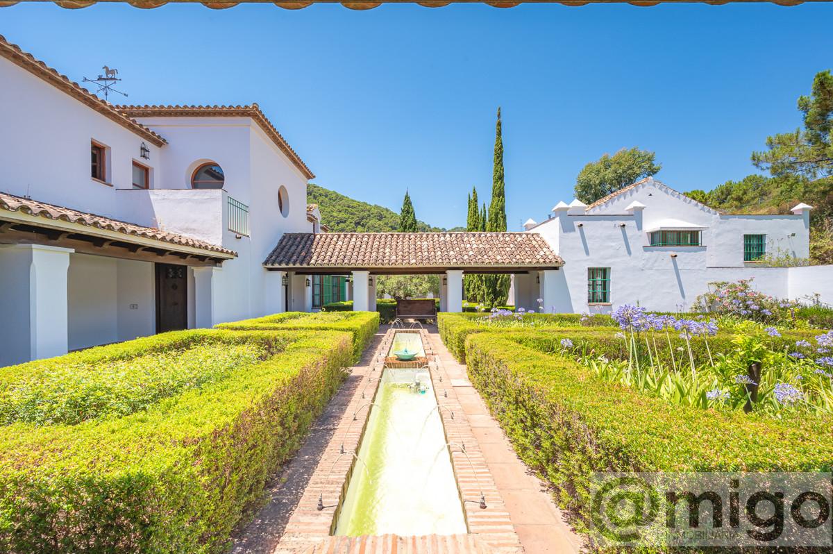Venta de villa en Estepona