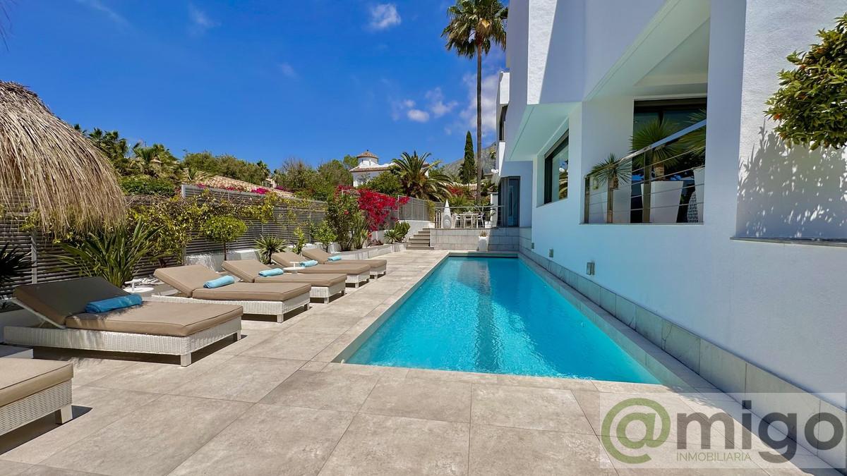 For sale of villa in Marbella