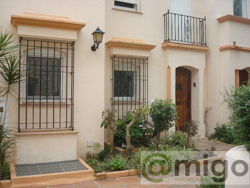 Venta de villa en Estepona
