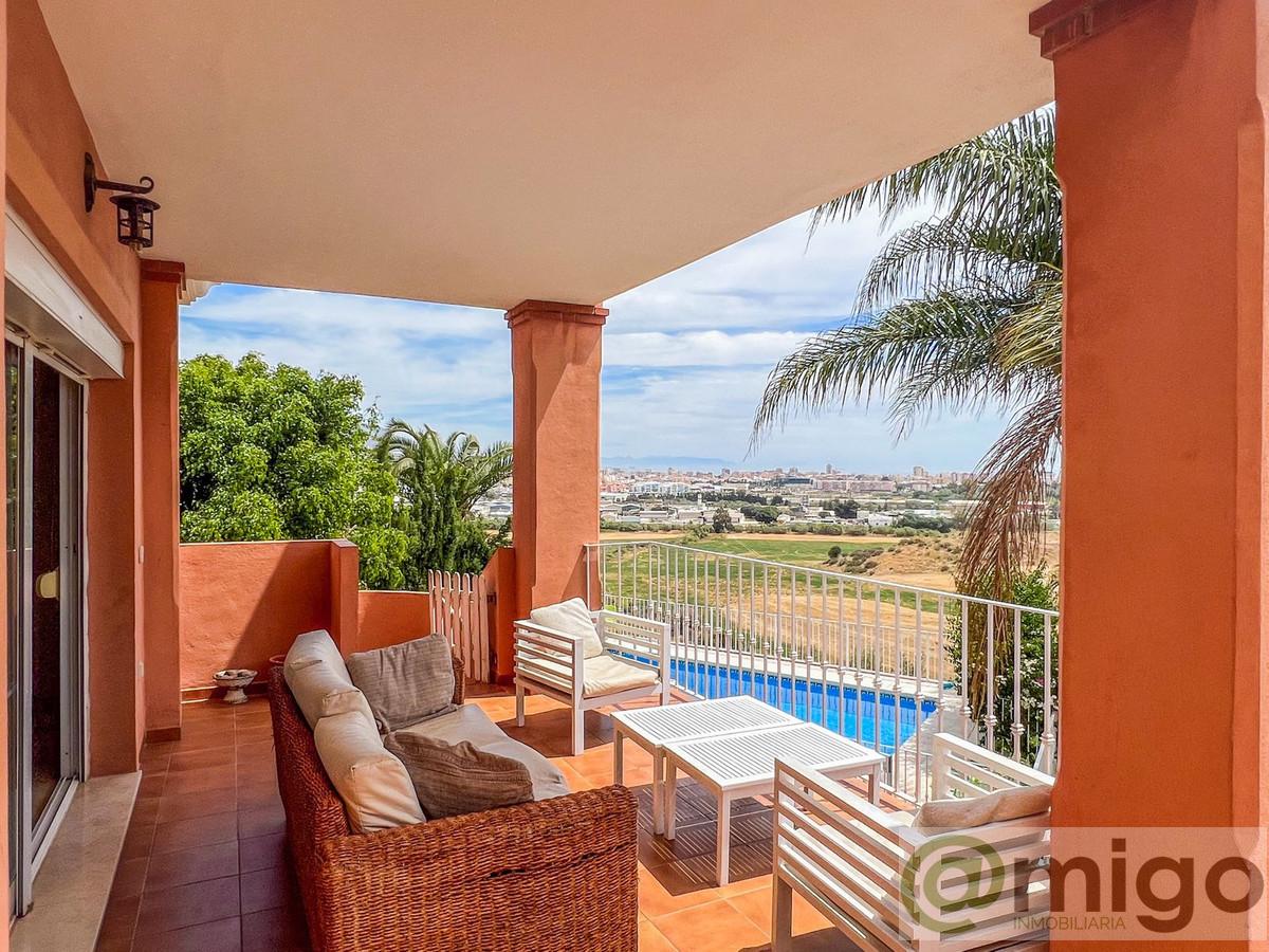 Venta de villa en Cerros del Aguila