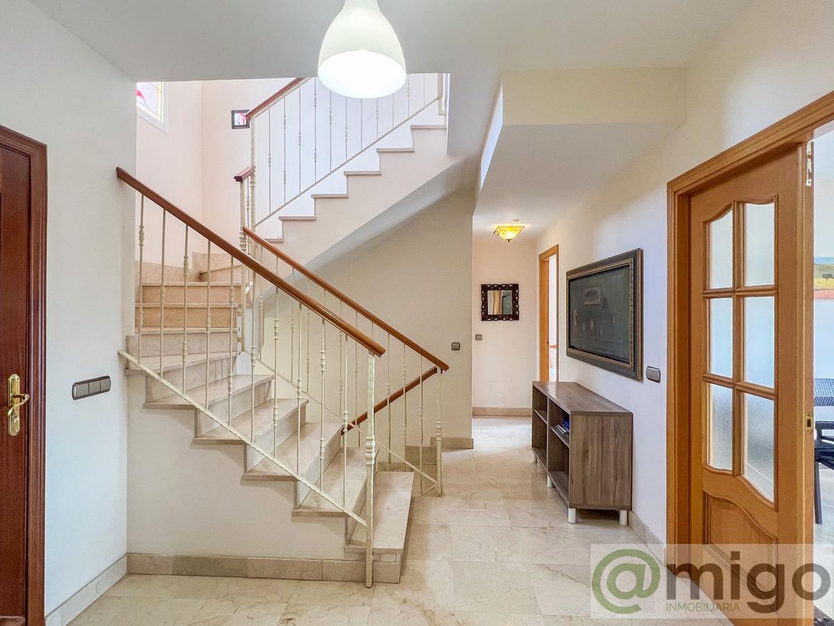 Venta de villa en Cerros del Aguila