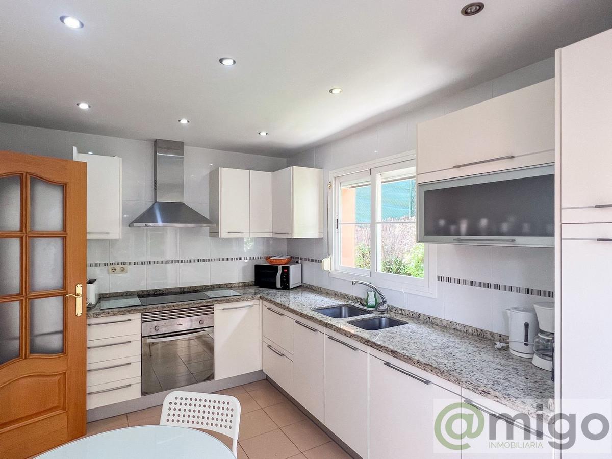 Venta de villa en Cerros del Aguila