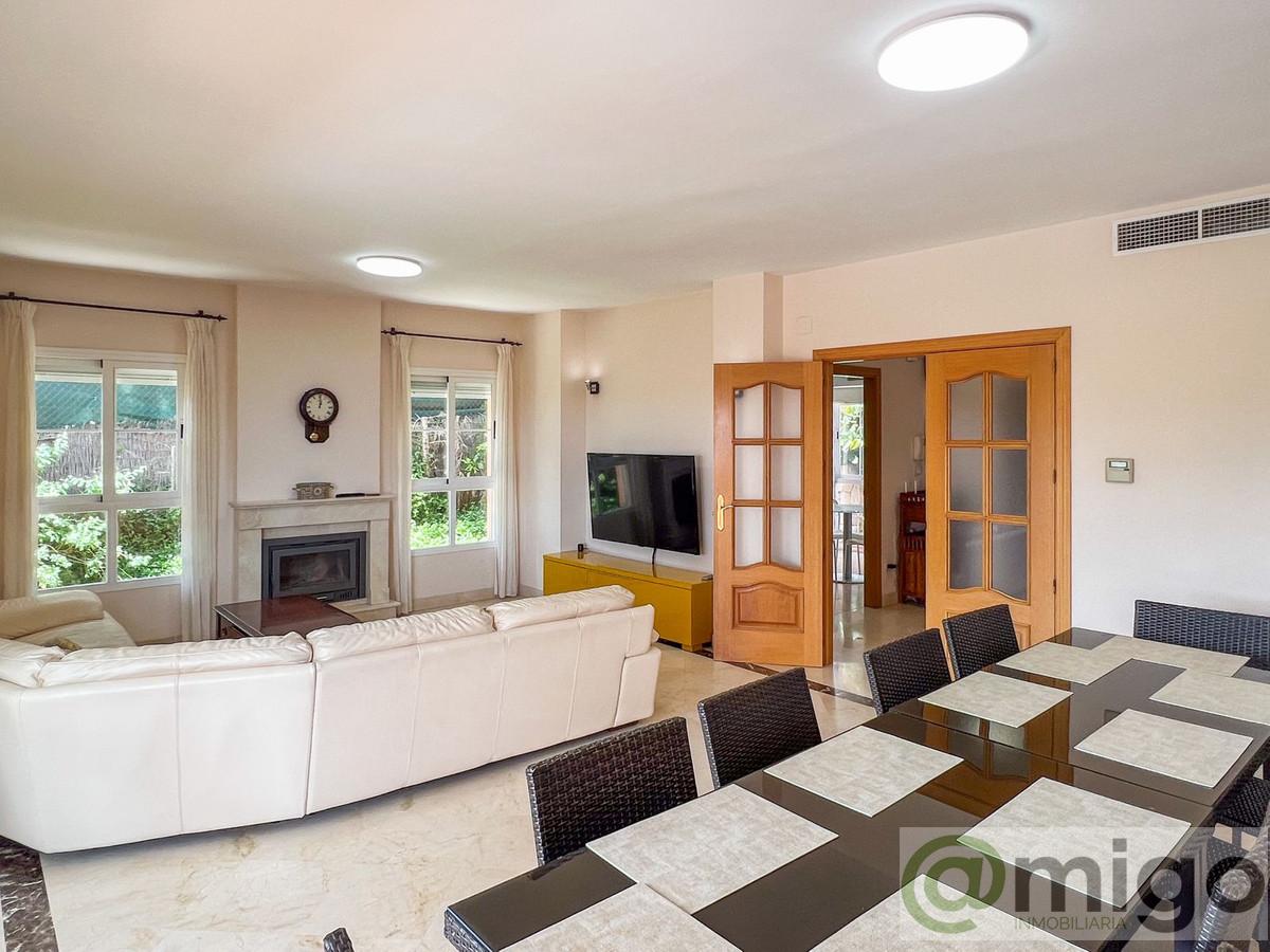 Venta de villa en Cerros del Aguila