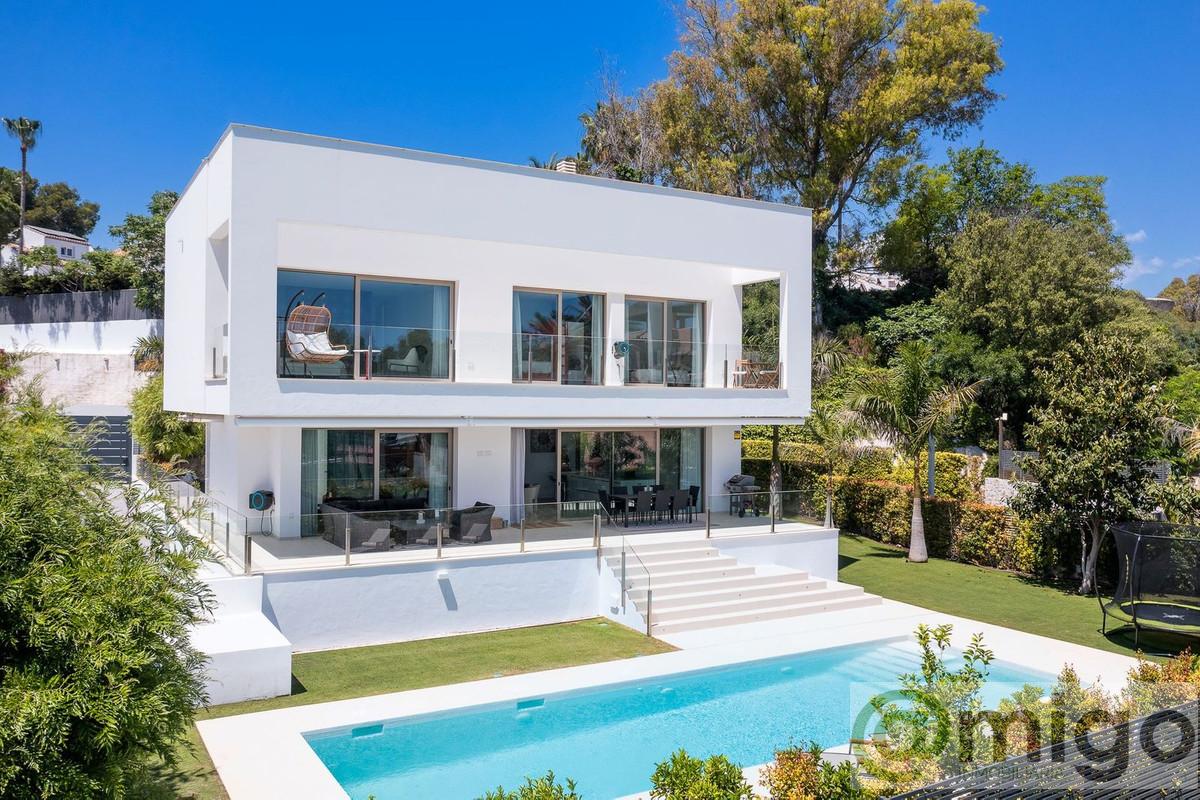 For sale of villa in Marbella