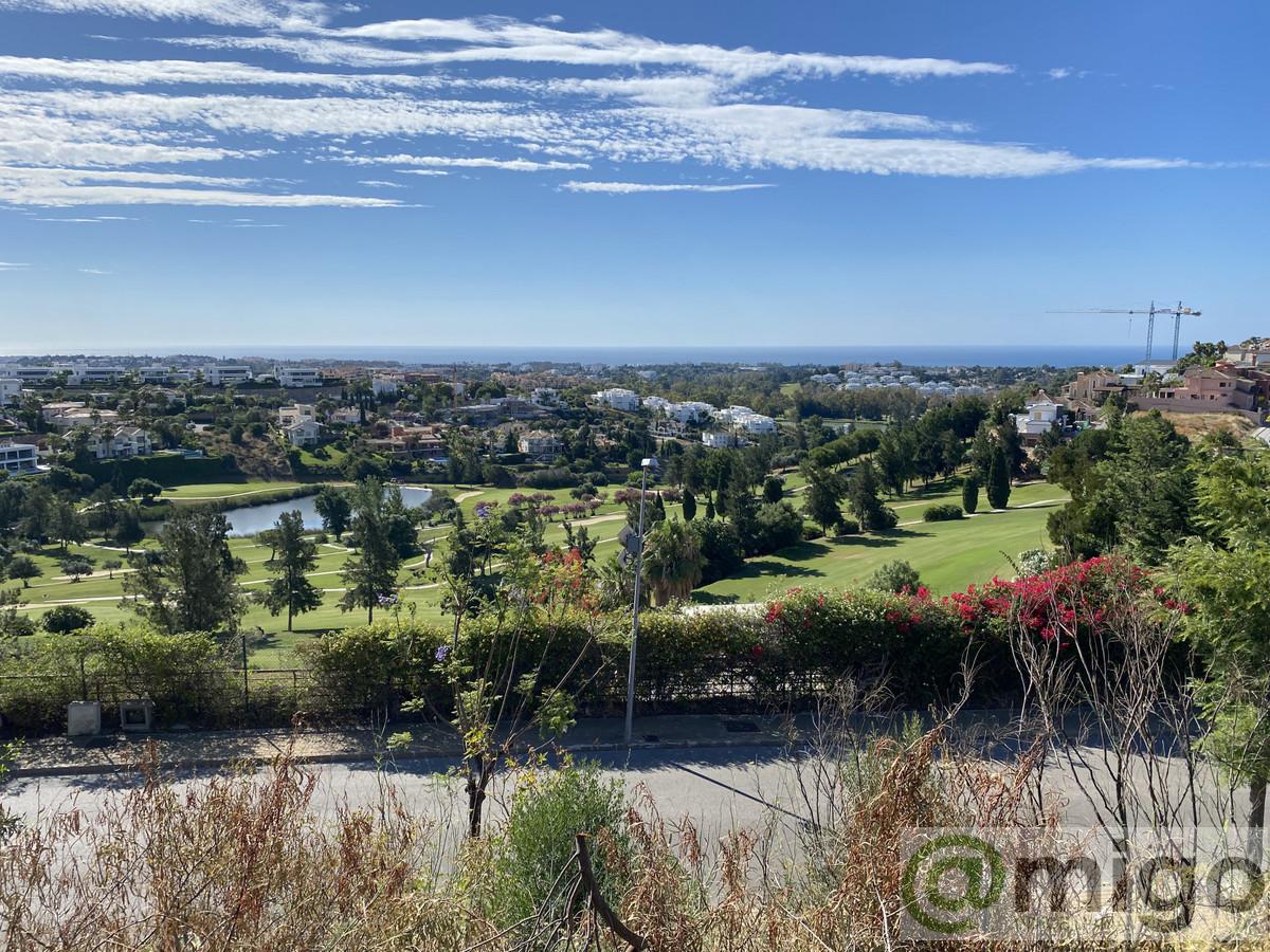 For sale of land in Marbella