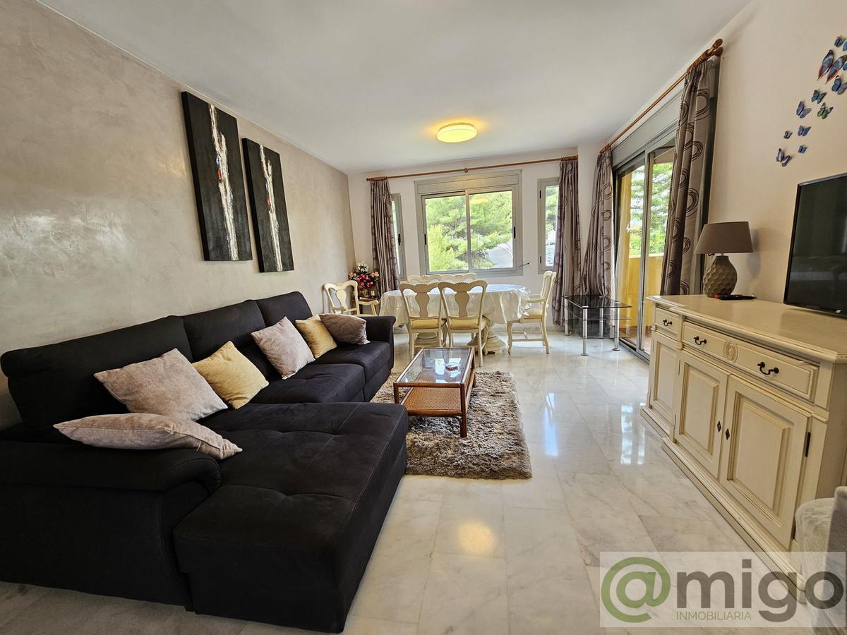 For sale of apartment in Riviera del Sol