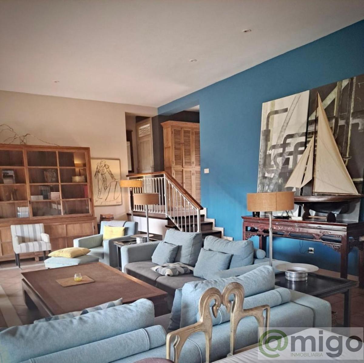 For sale of villa in Manilva