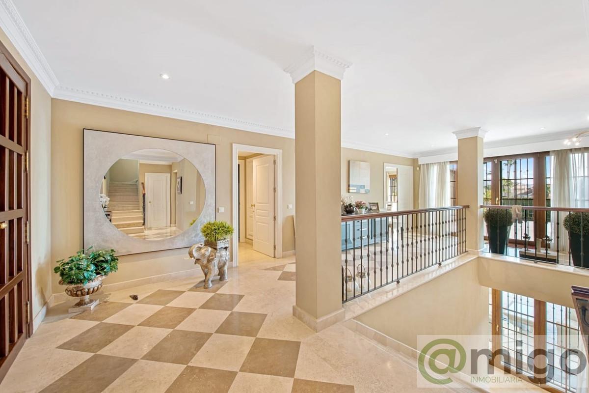 Venta de villa en Estepona