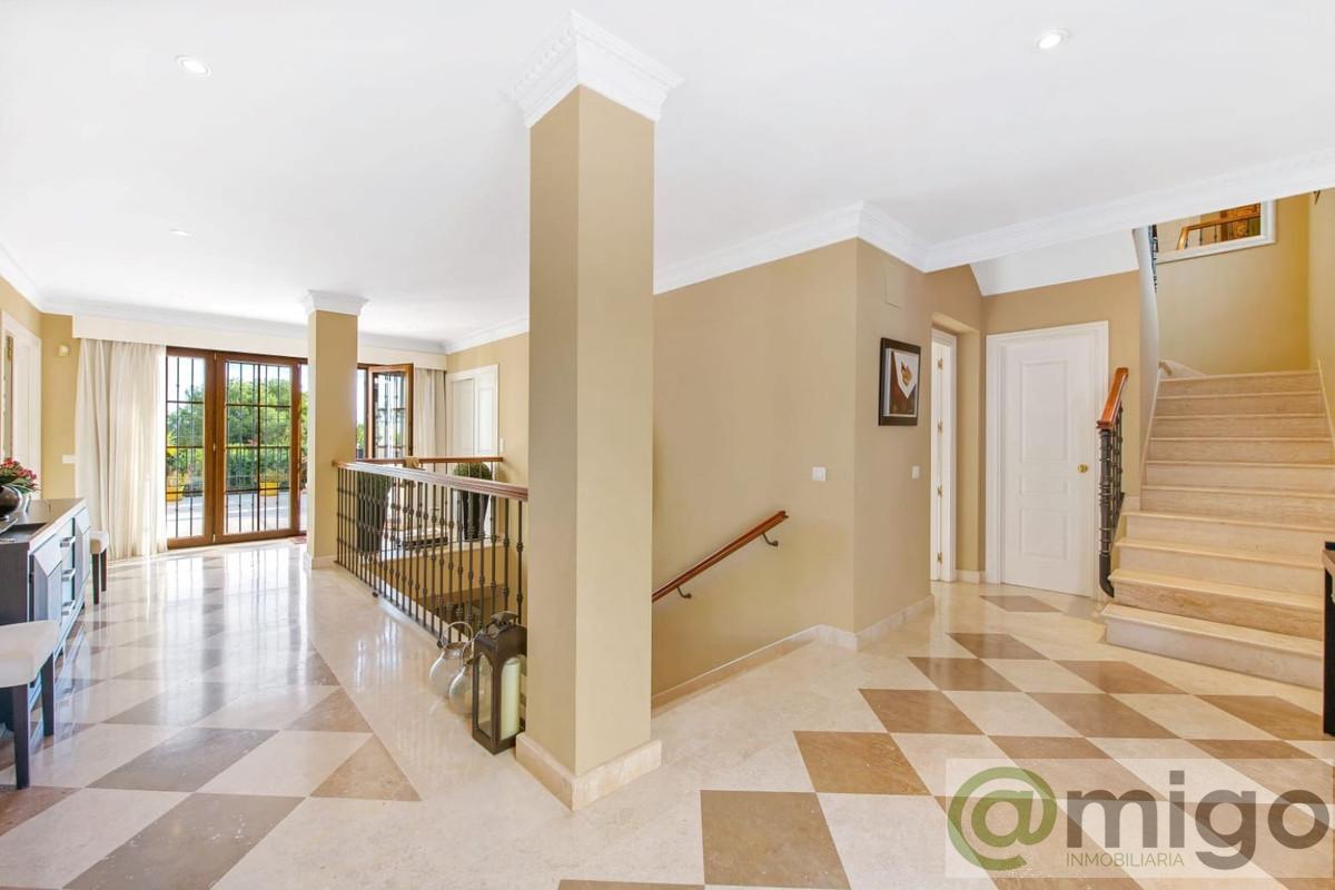 Venta de villa en Estepona