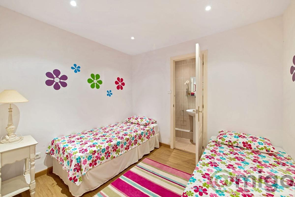 Venta de villa en Estepona