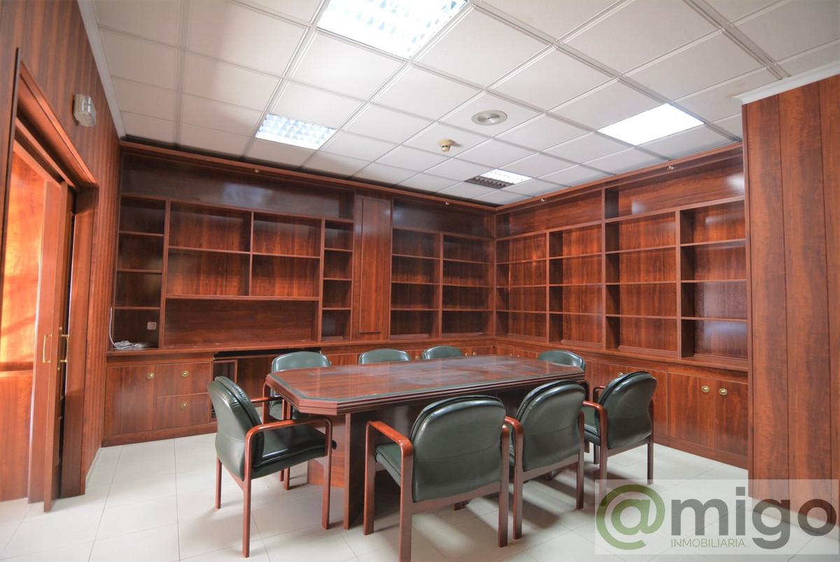 For sale of commercial in Mijas