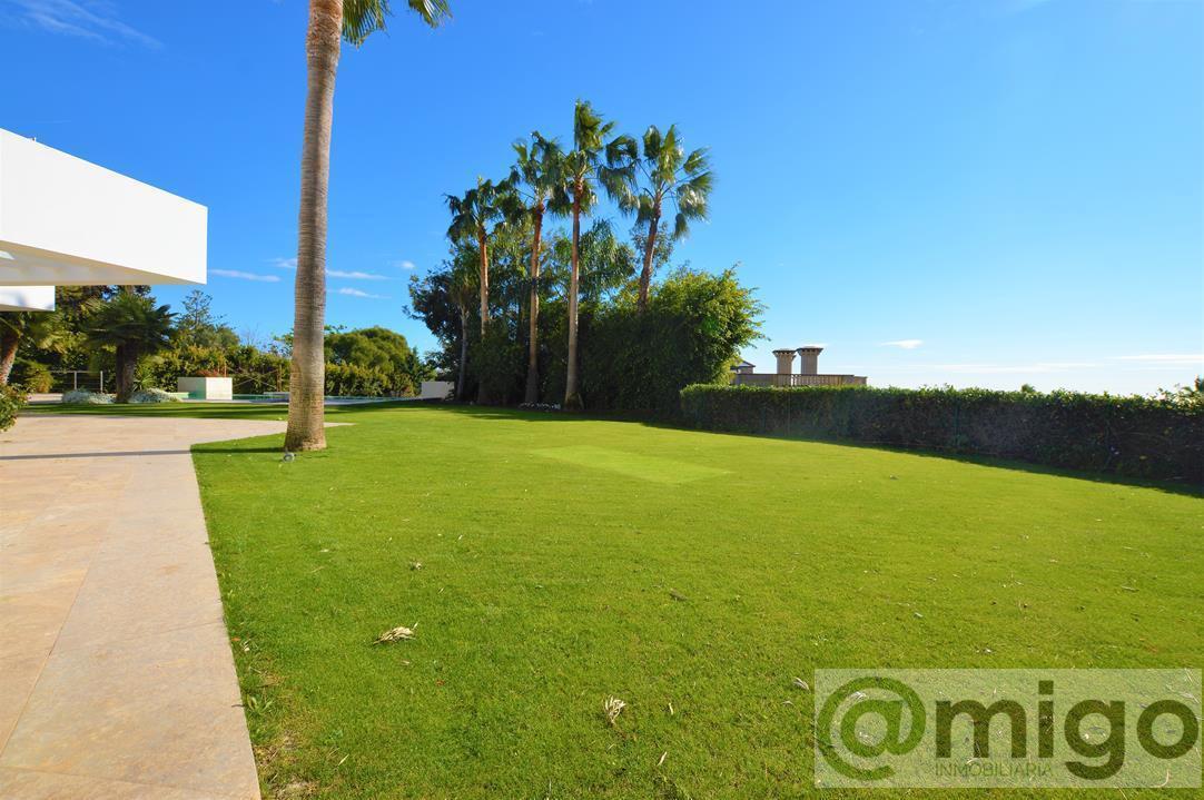 For sale of villa in Marbella